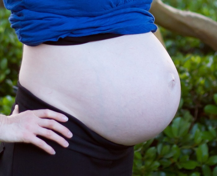April 7, 2011 - 30 weeks pregnant