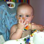 CAKE SMASH! YUMMY! :)