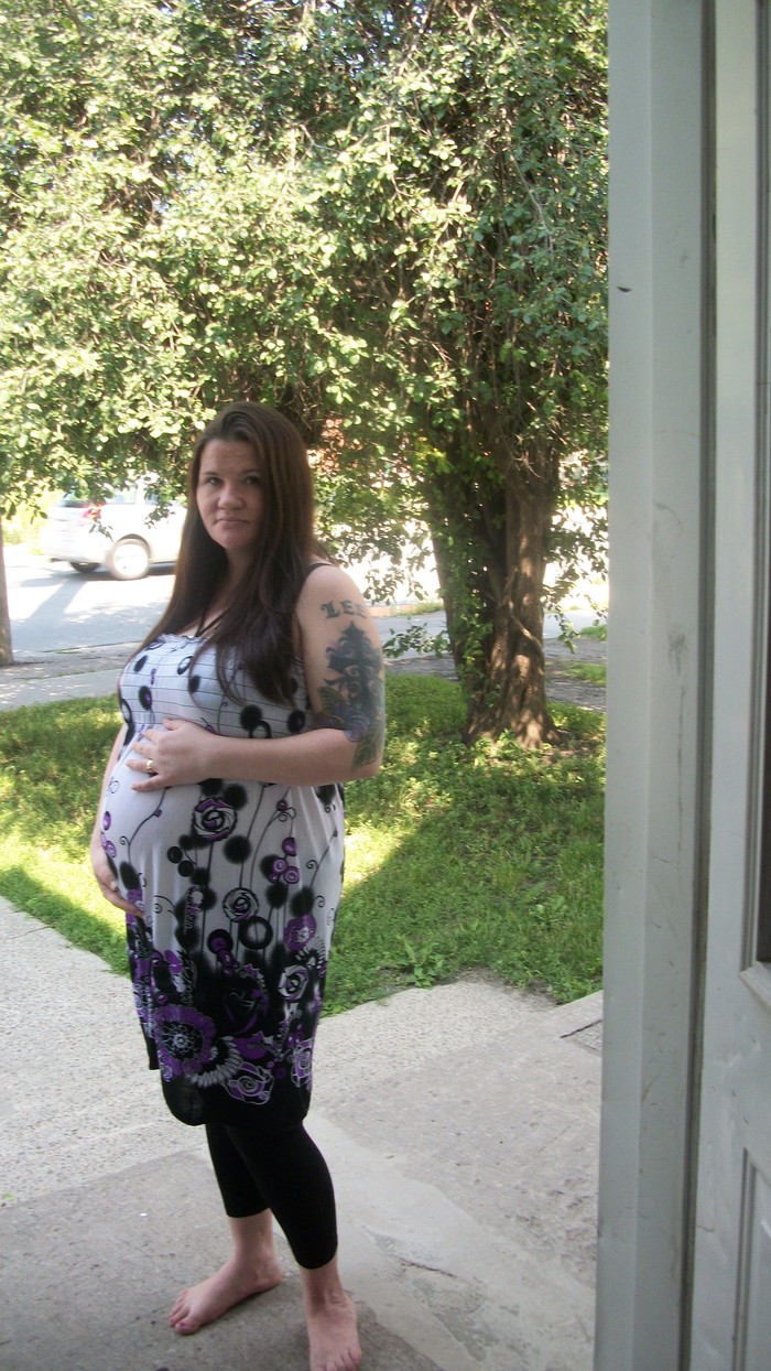 30.3 weeks Pregnant 
