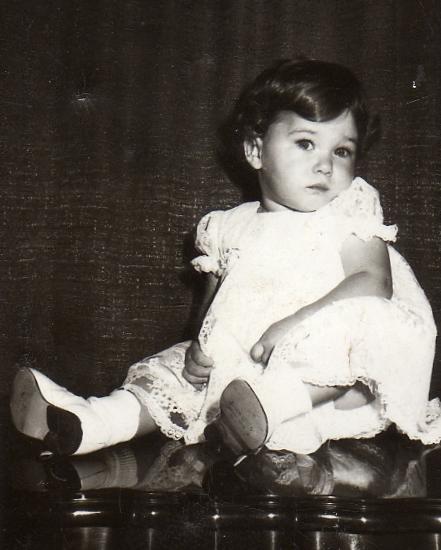 This is on my 1st birthday...and the first time i sat by myself...