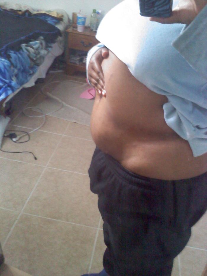side view of my bump when I lift all of the extra meat! lol. 