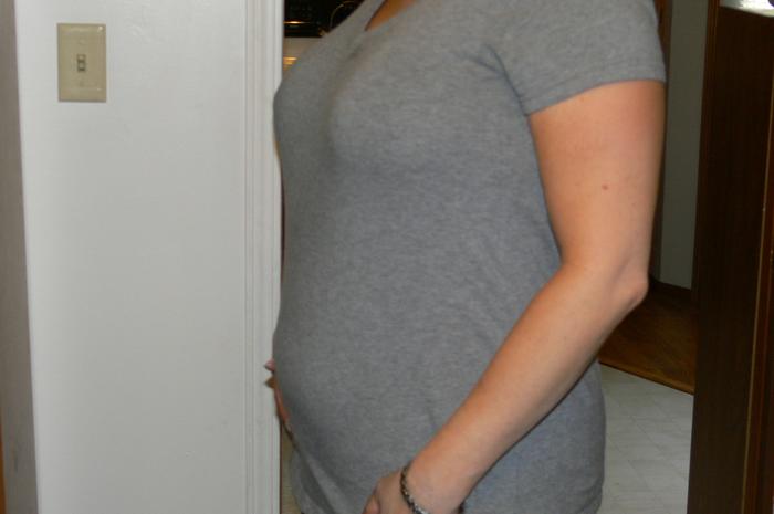 20 Weeks. My boobs are huge: lol