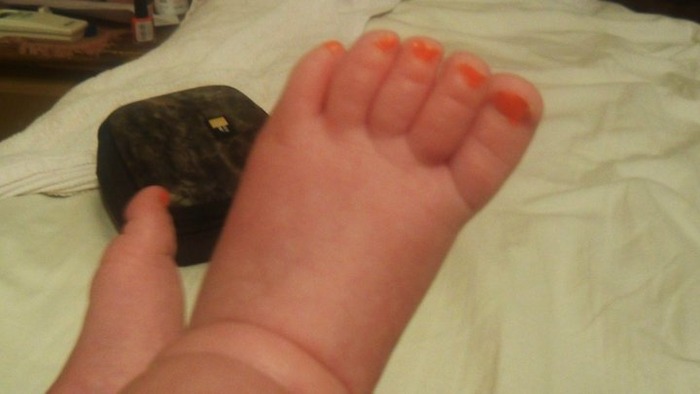 anndd i painted her toess :))