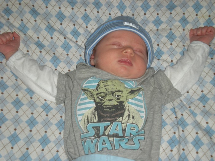 Shawn is the star wars fan! He says that Fynn is using the force!