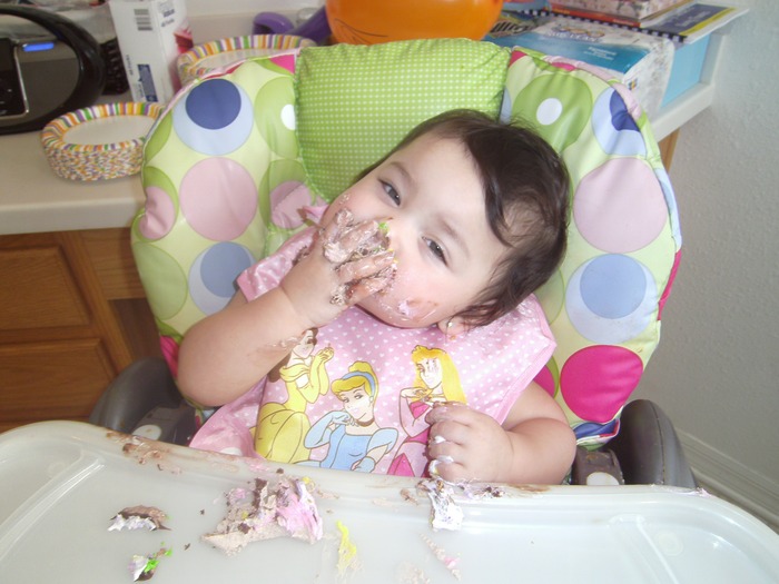 JJ Jordana eating her Birthday Cake