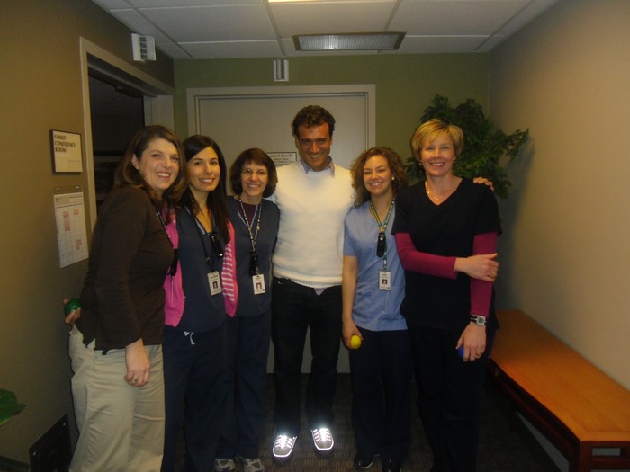 Super Body, Super Brain Parkinsons picture with physical therapists at Bethesda hospital