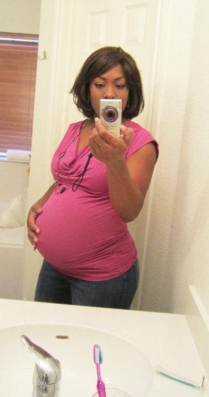 This was me at 37 weeks with baby #4 (April 2011)