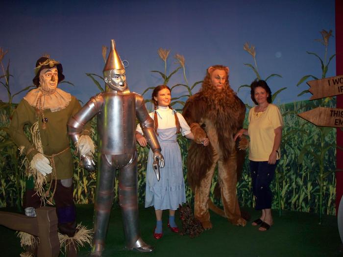 WE''RE OFF TO SEE THE WIZARD...