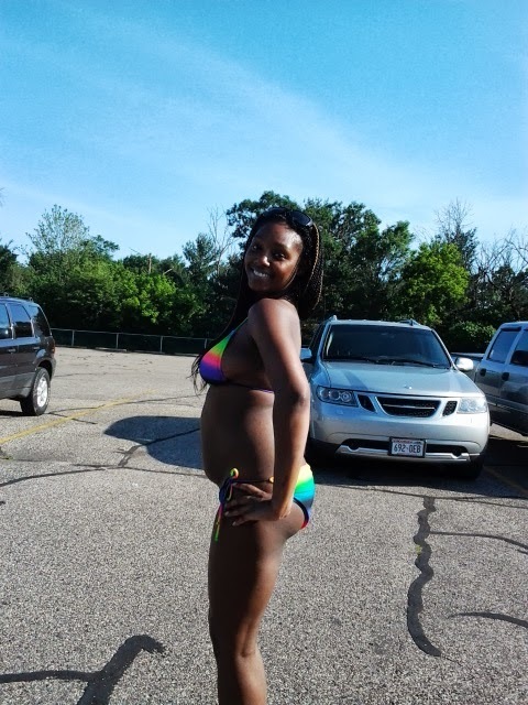 SHOWING OFF MY BABY BUMP @ THE DELLS