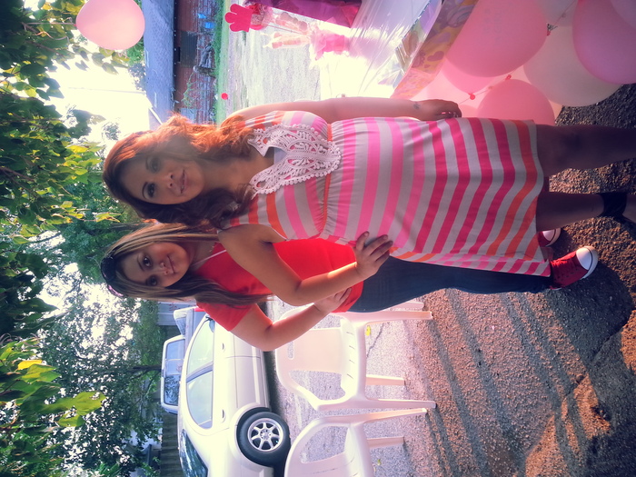 With the bestie at my babyshower 38 weeks
