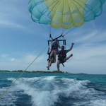 parasailing in the bahamas