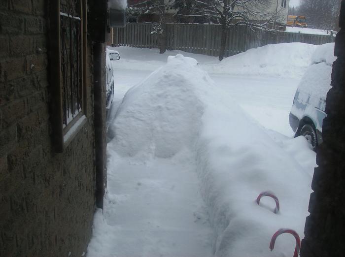 Snow outside my door 2009