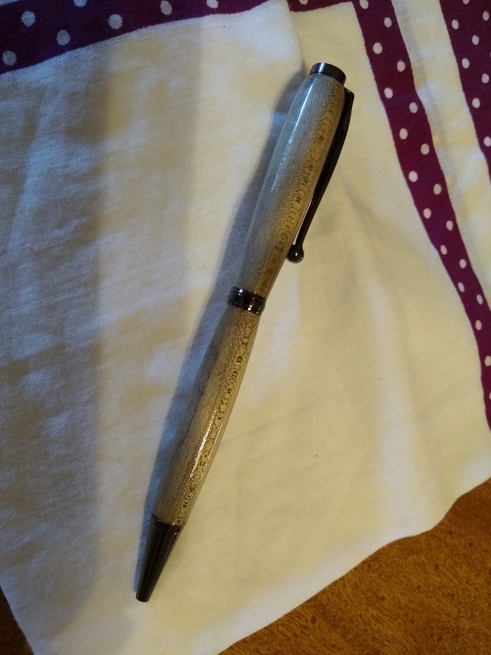 The newest pen I made... it's a smokey gray finish, with gun metal mechanism. 3/5/19