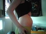 11 weeks baby belly:) is it normal to grow that fast:S  makes me think theres more then 1..